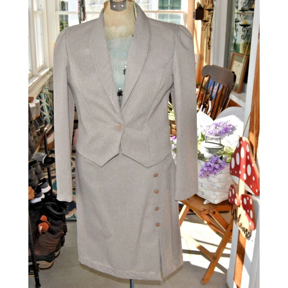Vintage 1970s 2-Piece Skirt Suit Pencil Skirt Puffed Sleeves Beige Size Small